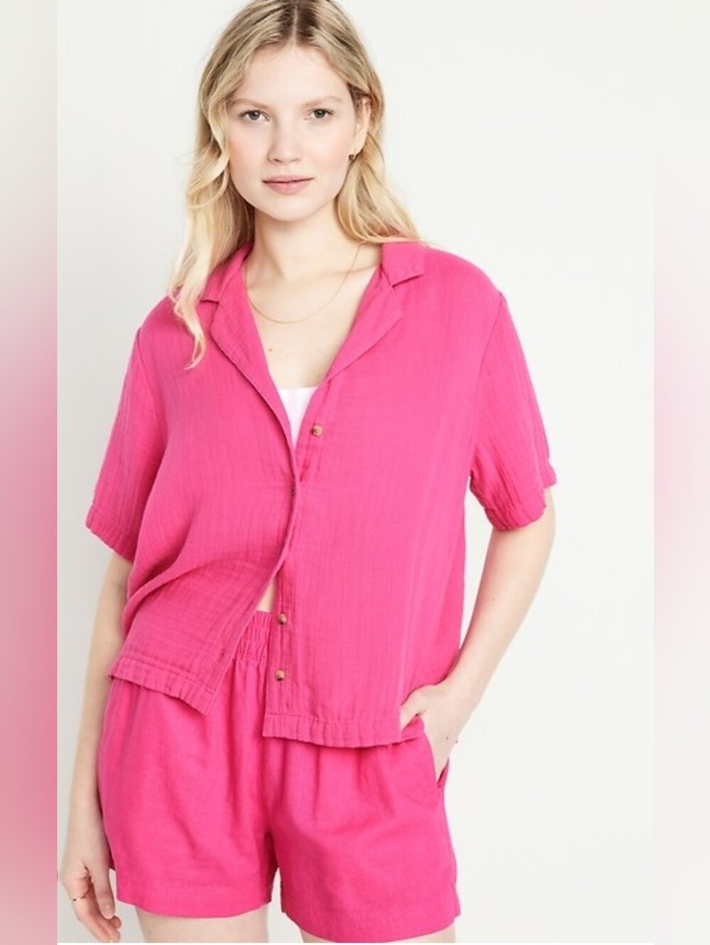 Old Navy Pink Fuchsia Two Piece Set Size M Button Front Top & Shorts NWT